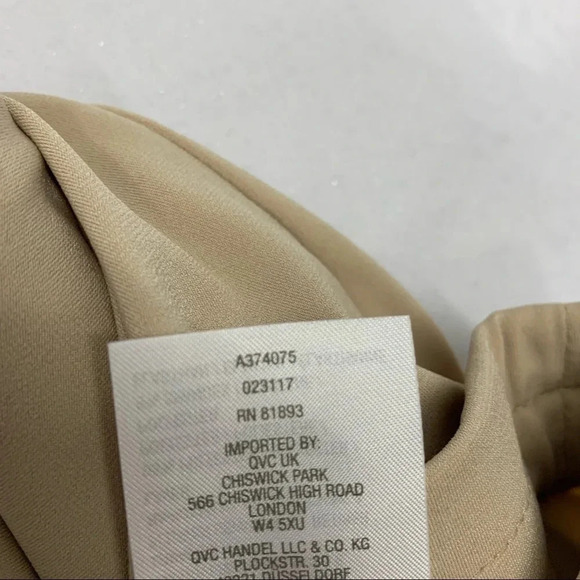 Susan Graver  Liquid Knit Tulip Hem Crop Pants XL Pull On Neutral Pockets Travel - Picture 8 of 13